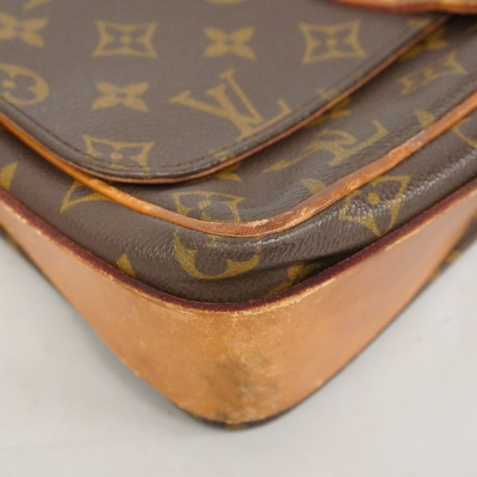 ルイ・ヴィトン(Louis Vuitton) ルイ・ヴィトン ショルダーバッグ