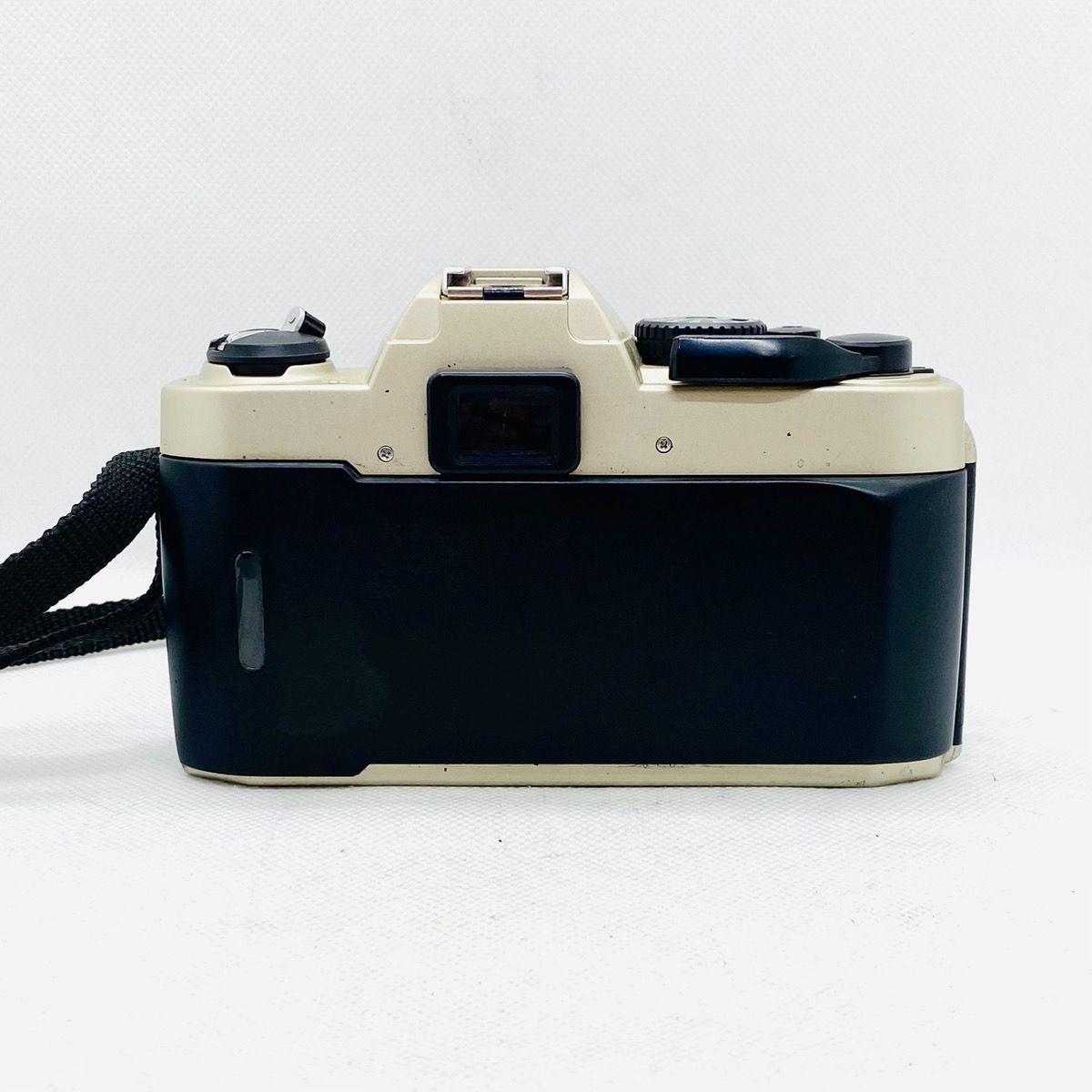 清掃済み♪ Nikon ニコン FM10 + Ai-S ZOOM Nikkor 35-70mm F/3.5-4.8