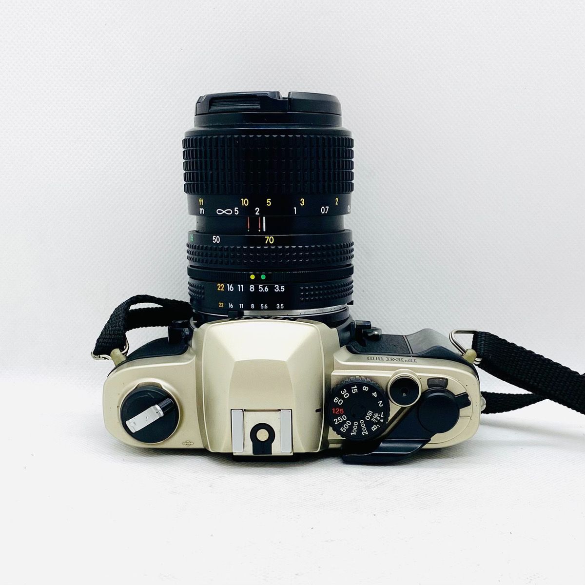 清掃済み♪ Nikon ニコン FM10 + Ai-S ZOOM Nikkor 35-70mm F/3.5-4.8