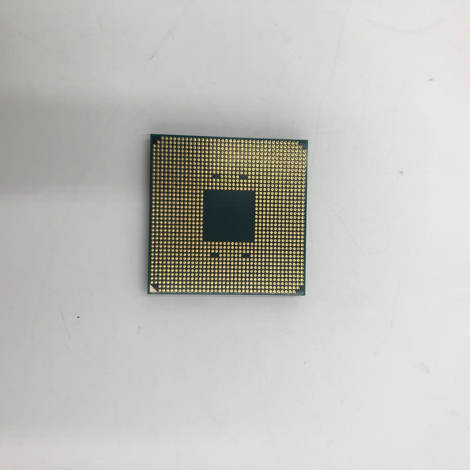 AMD Ryzen 9 3900X with Wraith Prism cooler 3.8GHz 12コア / 24 