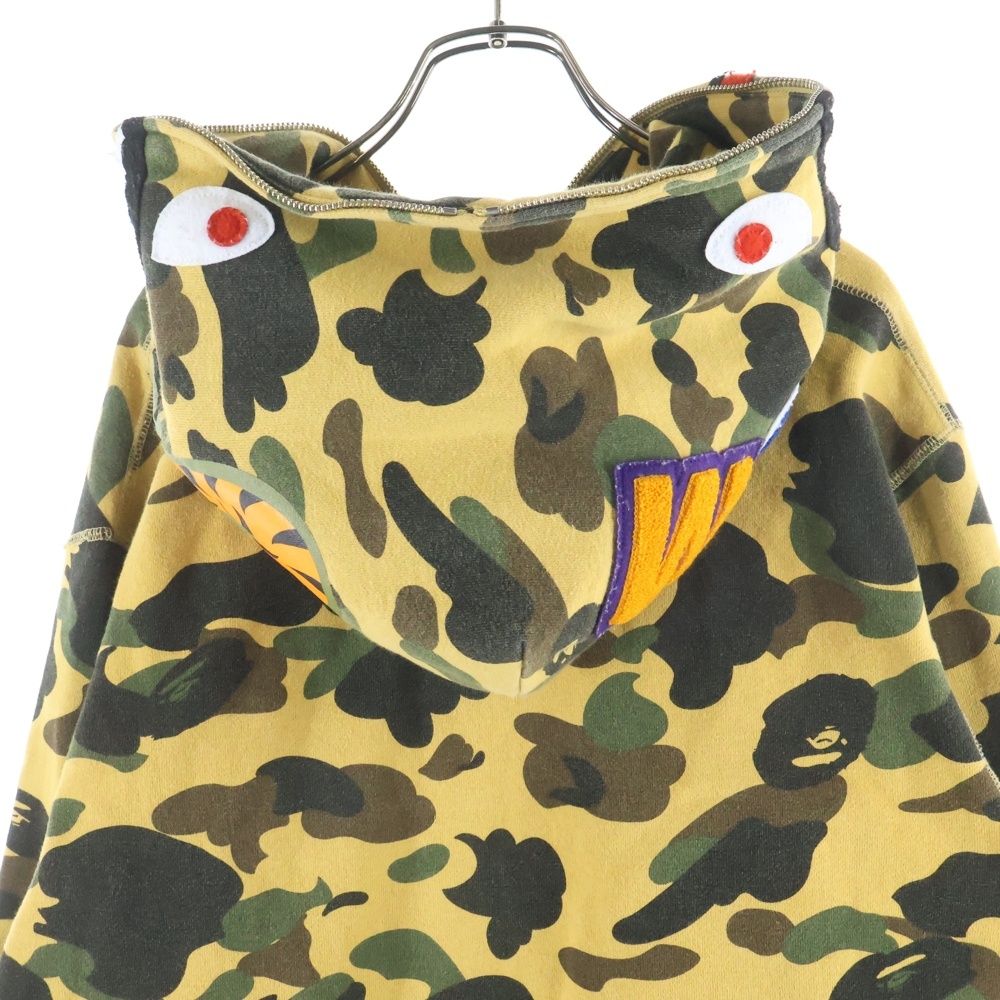 A BATHING APE (アベイシングエイプ) Camo Shark Full Zip Hoodie カモ
