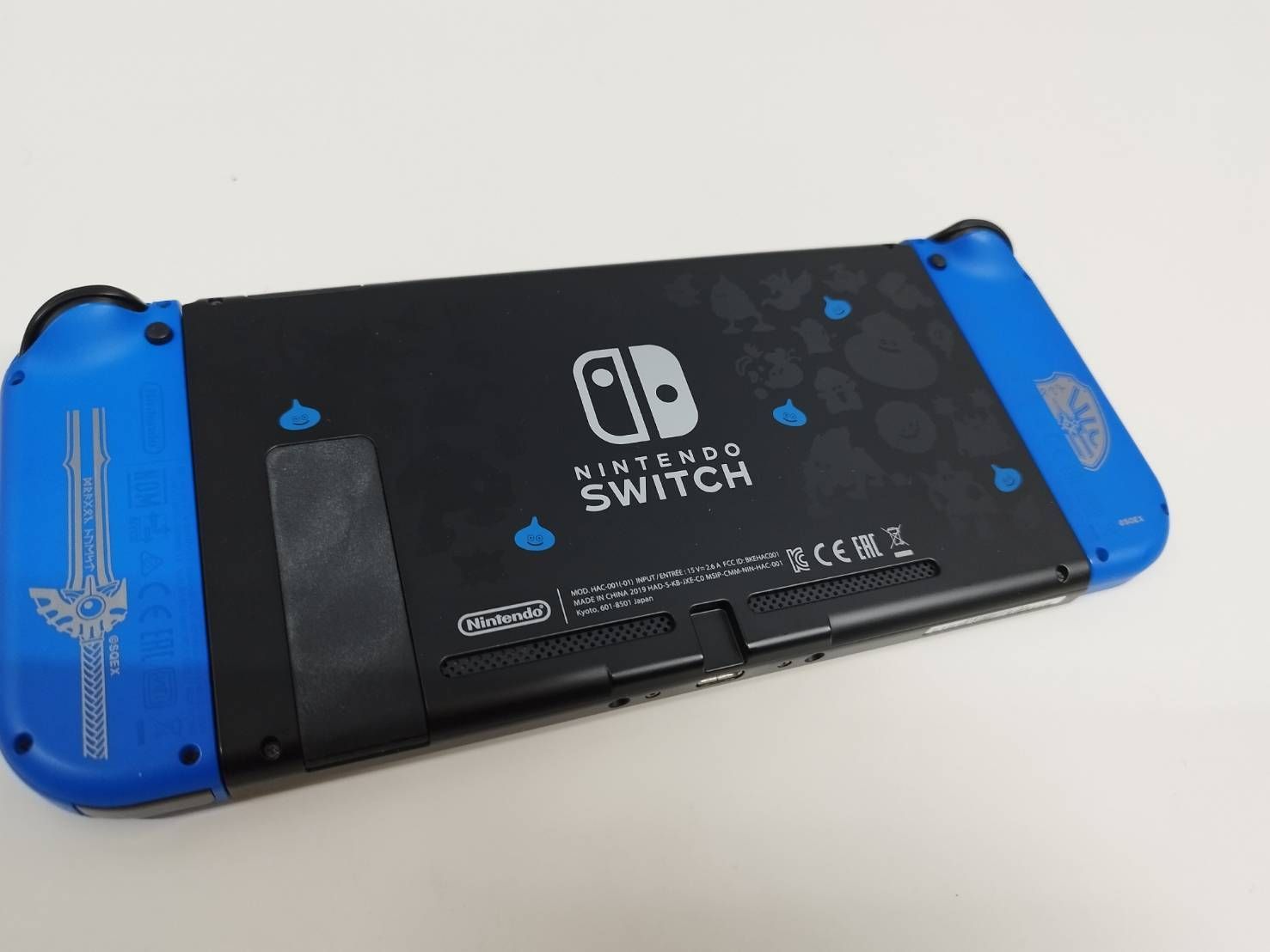 未使用に近い】Nintendo Switch HAC-001(-01)/2019年製