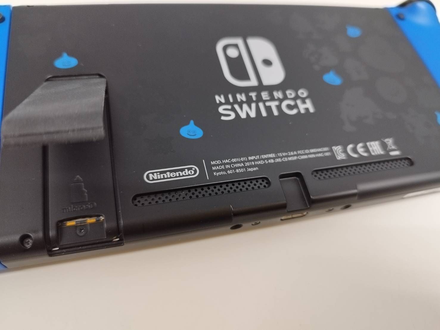 未使用に近い】Nintendo Switch HAC-001(-01)/2019年製