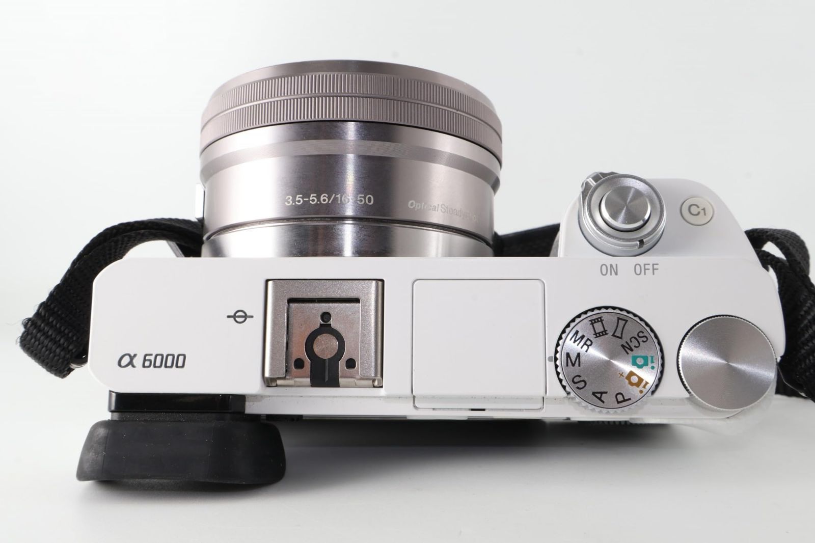 ショット数 2954回》SONY ミラーレス一眼 α6000 パワーズームレンズ