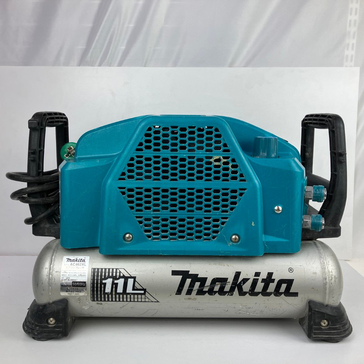 ЗЗMAKITA マキタ 100v 11L コンプレッサー AC462XL ブルー - メルカリ