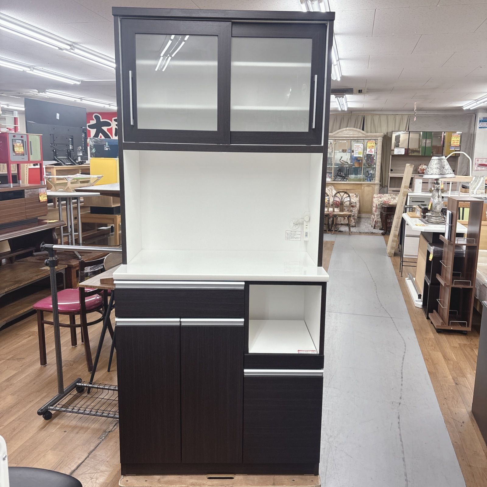 I707 🌈 名古屋市近郊送料設置無料！ NITORI キッチンボード 食器棚