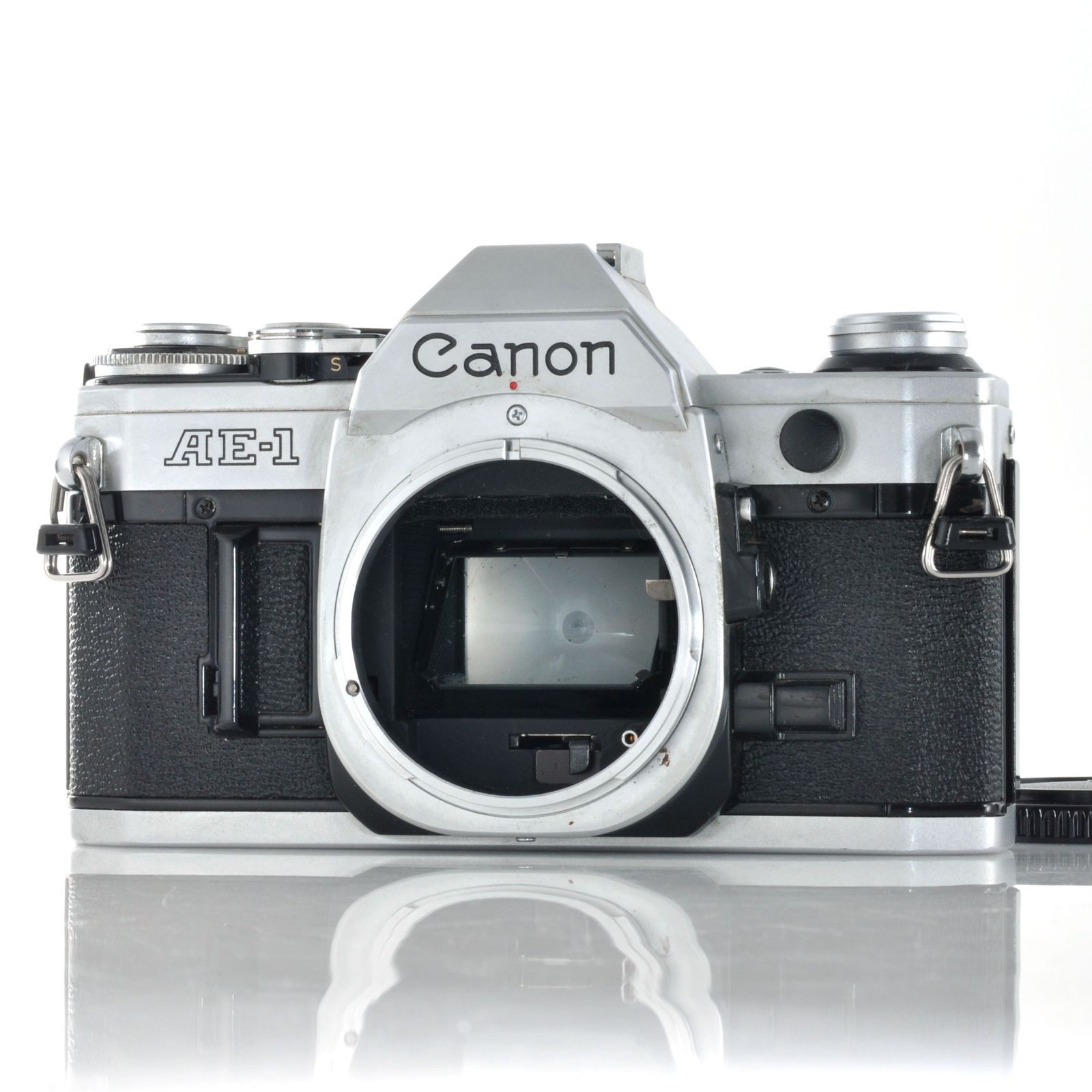キヤノン】Canon AE-1 フィルム一眼レフカメラ ボディ #R594a - メルカリ