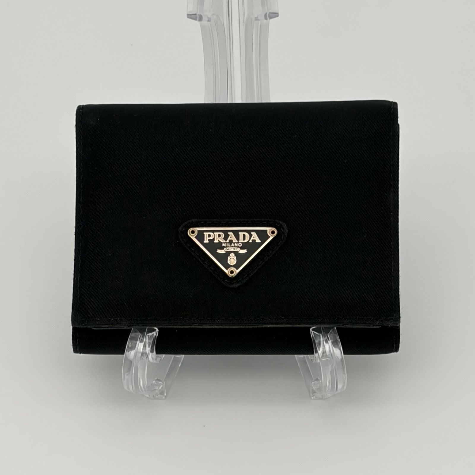 プラダ テスートナイロン 三角ロゴプレート 二つ折り財布 コンパクト