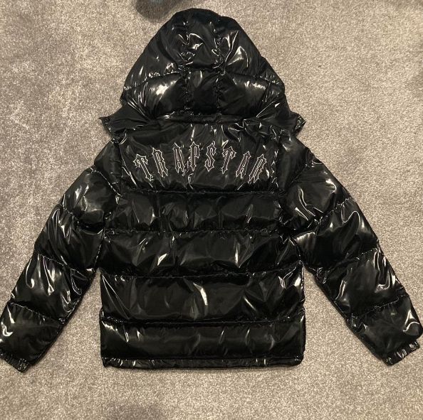 XS～XL Trapstar ダウンジャケット ブラック - メルカリ