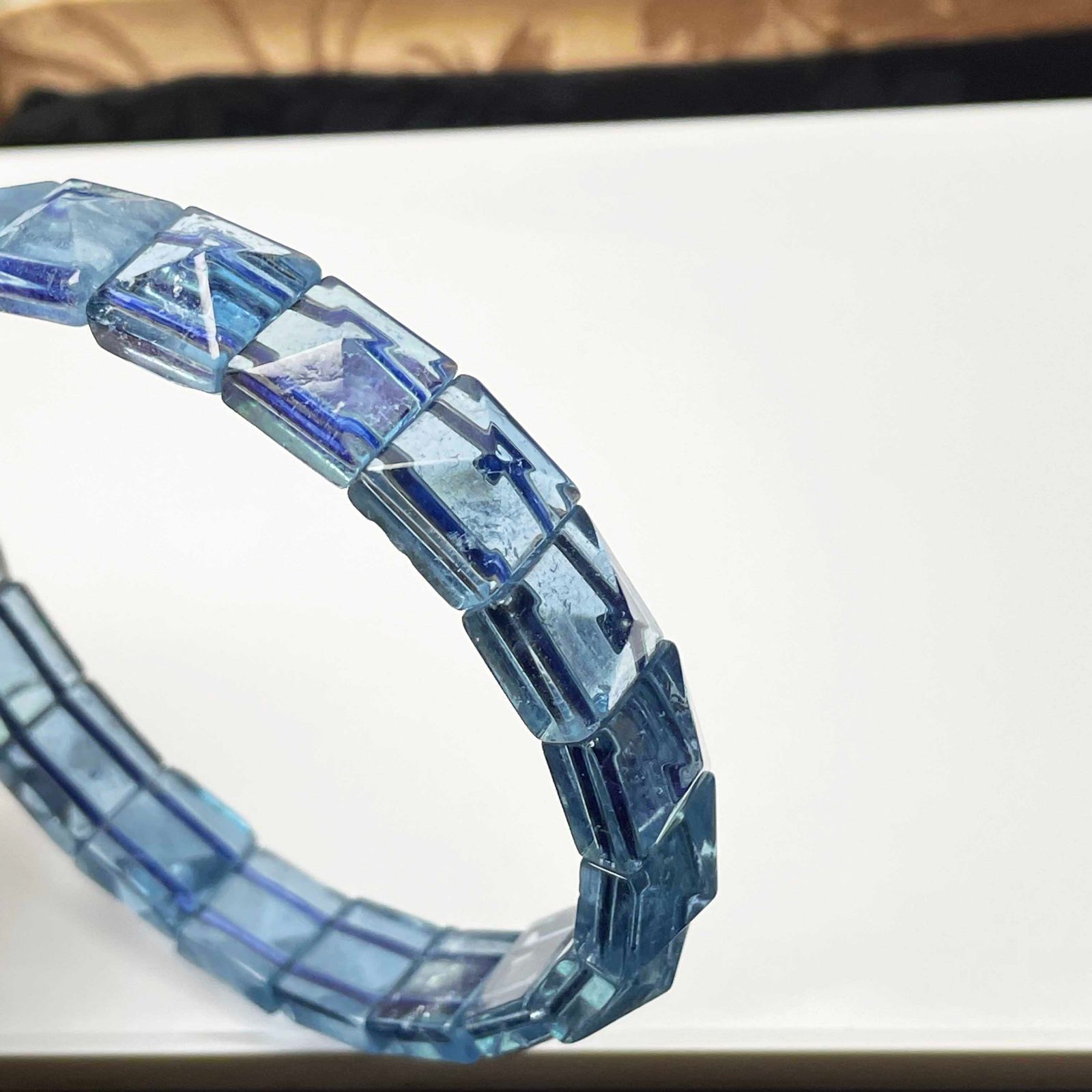 天然水晶☆【100Aブルーアクアマリン】☆ダイヤモンドカットブ