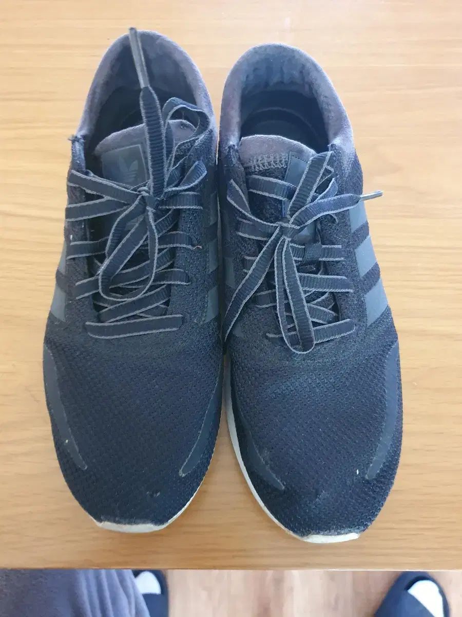  ロサンゼルス adidas ブラック スニーカー 260 登山靴 トレッキングシューズ アウトドアシューズ