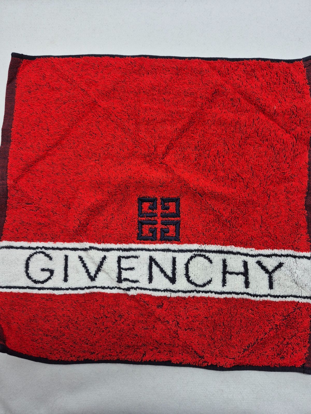新品】GIVENCHY ウォッシュタオル セット - メルカリ