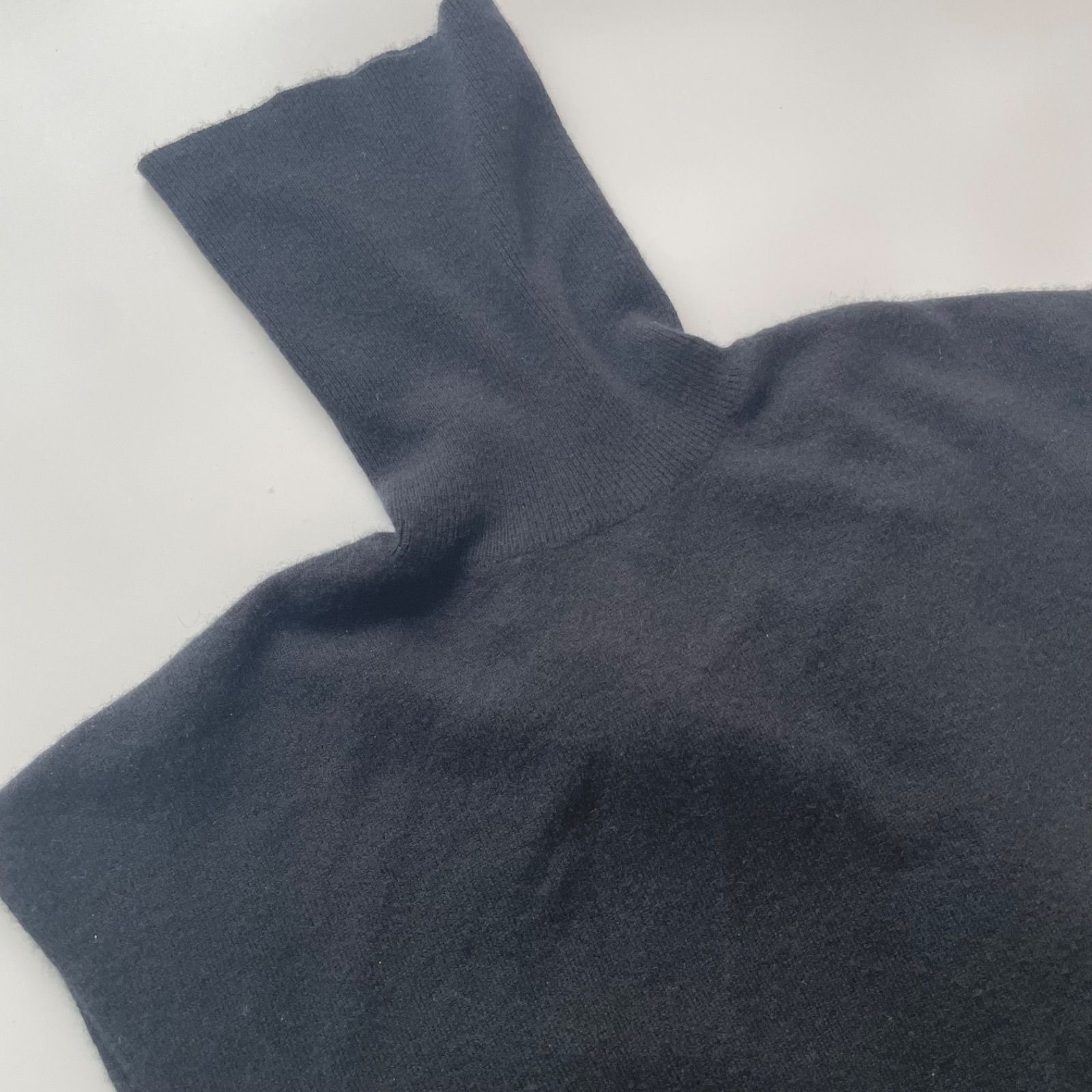 BLAMINKブラミンク38サイズ黒 ブラック カシミア100% Vネックニット BLAMINK ブラミンク カシミヤ100％ タートルネックニット ブラック 38