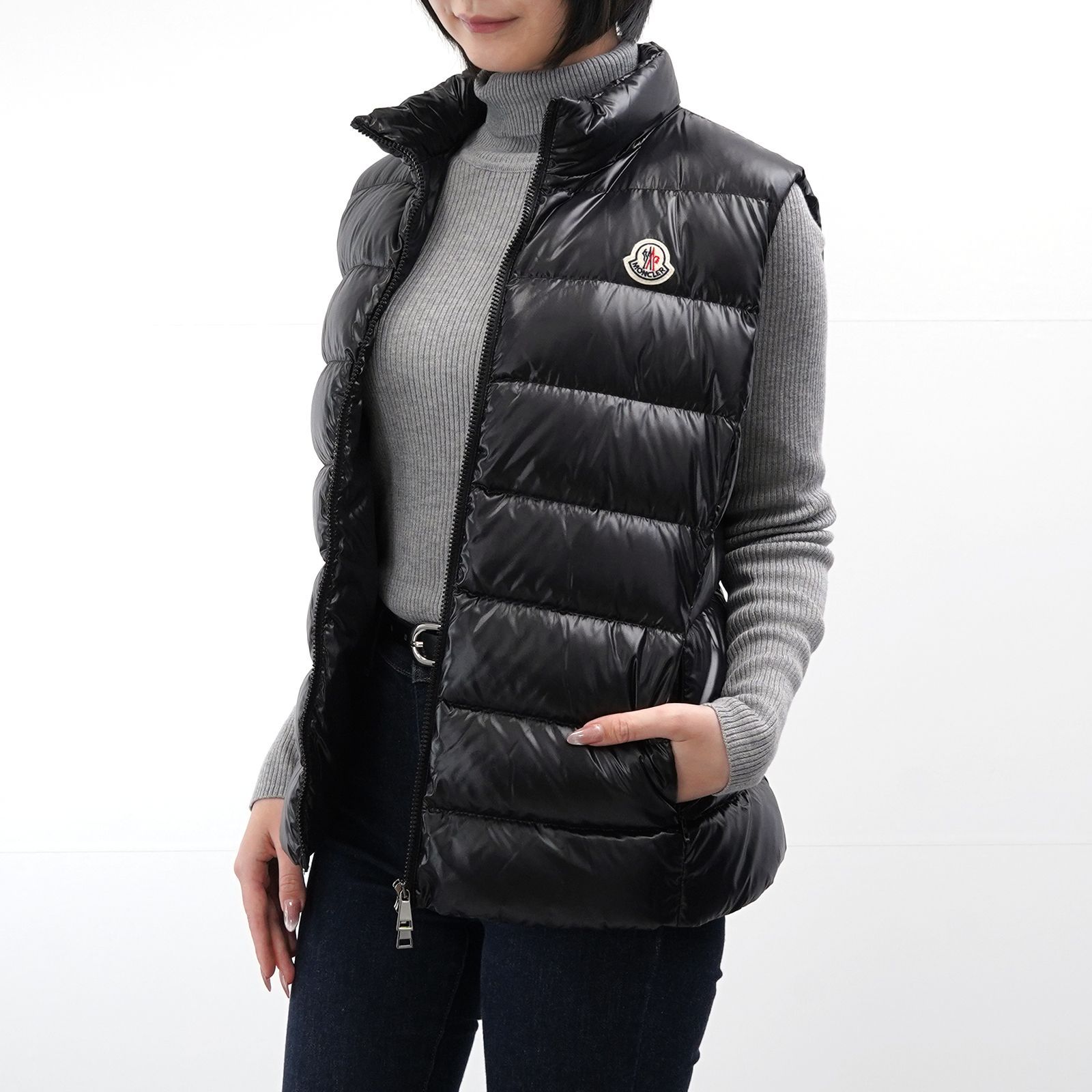 未使用 展示品】MONCLER GHANY ダウンベスト 1A52500 68950 - メルカリ
