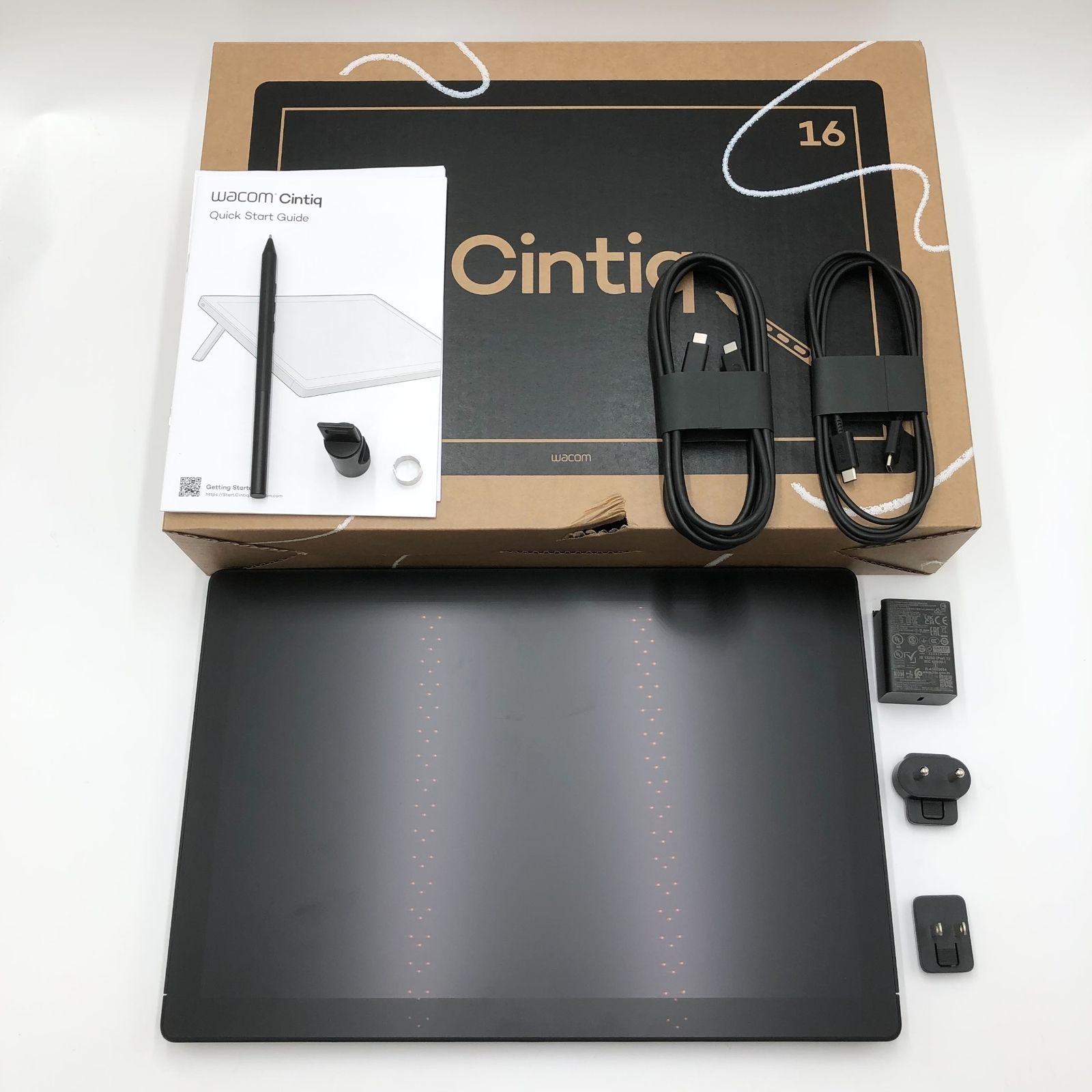 DTK168K4C Wacom Cintiq 16 (DTK168) 液晶ペンタブレット 16.0型 Pro 
