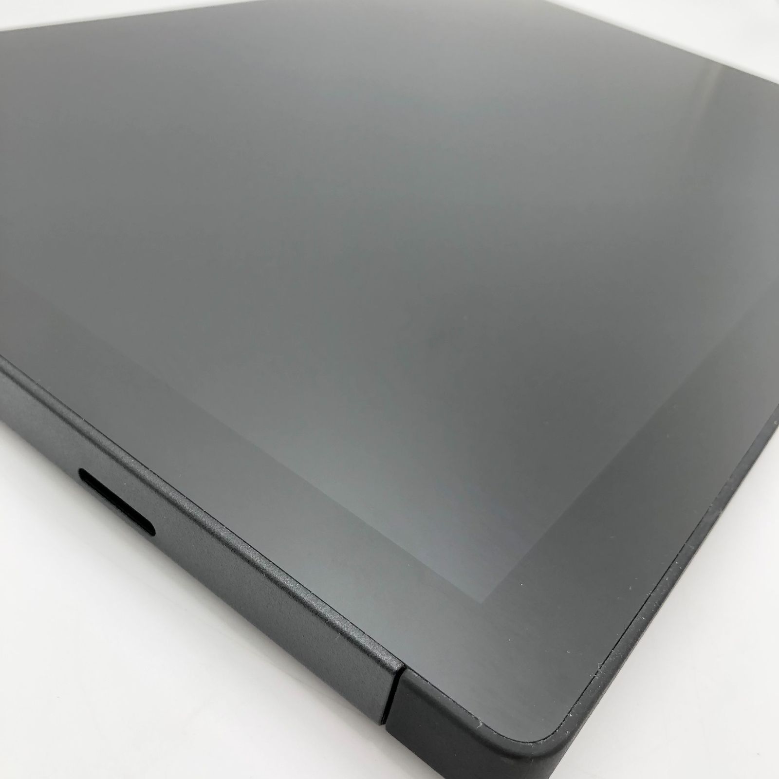 DTK168K4C Wacom Cintiq 16 (DTK168) 液晶ペンタブレット 16.0型 Pro 
