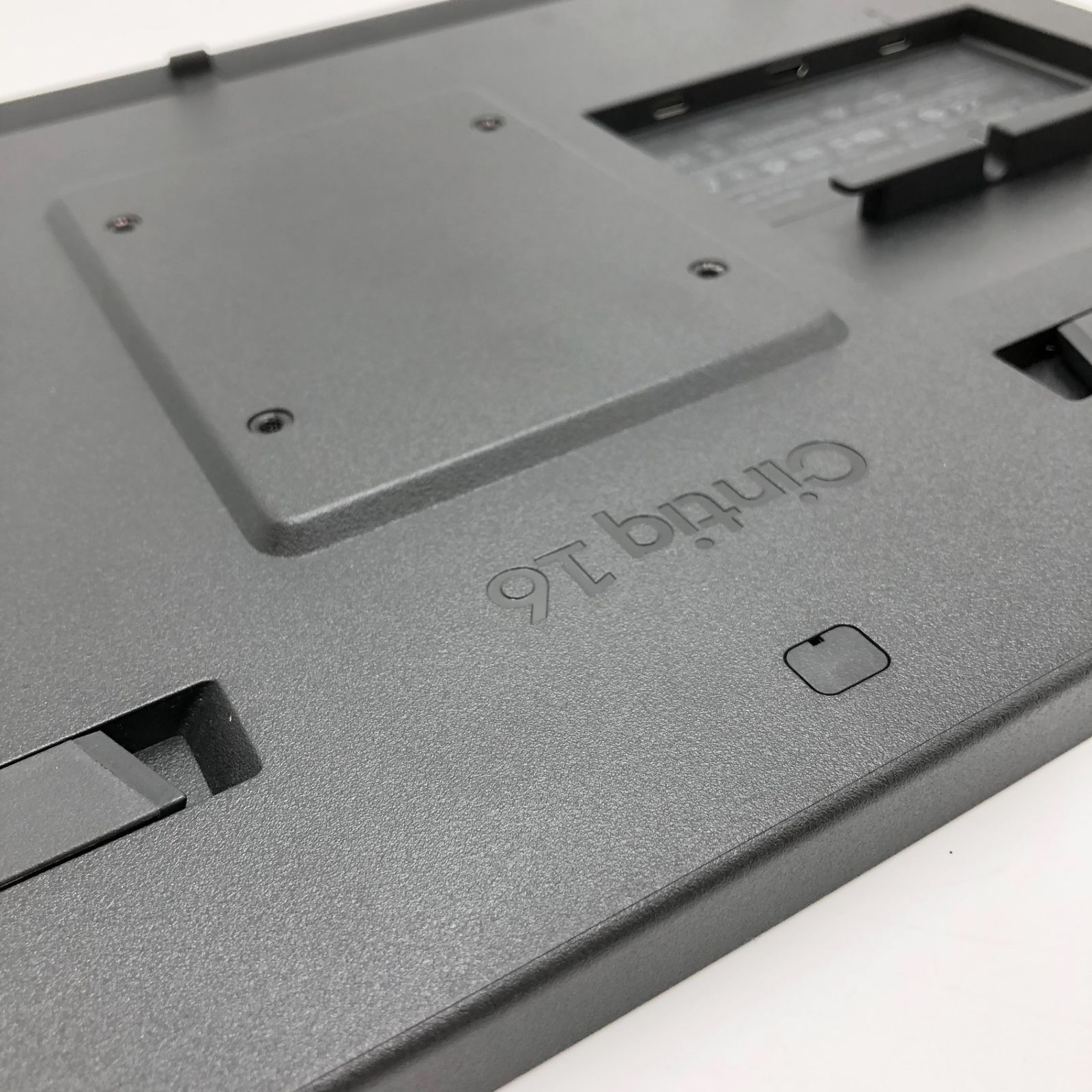 DTK168K4C Wacom Cintiq 16 (DTK168) 液晶ペンタブレット 16.0型 Pro 