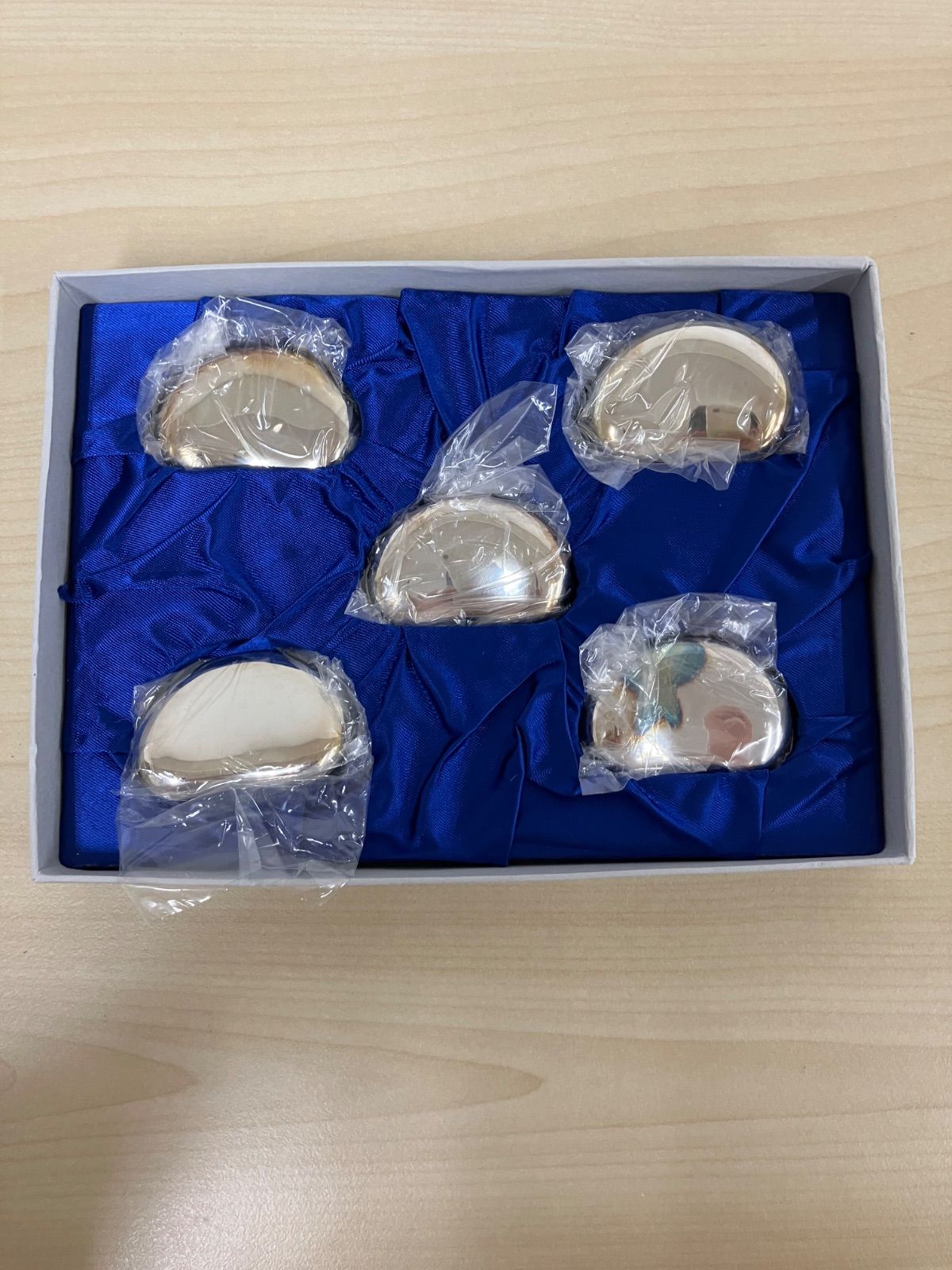 P/WAKO 銀座和光 銀仕上げ箸置き5個セット - メルカリ