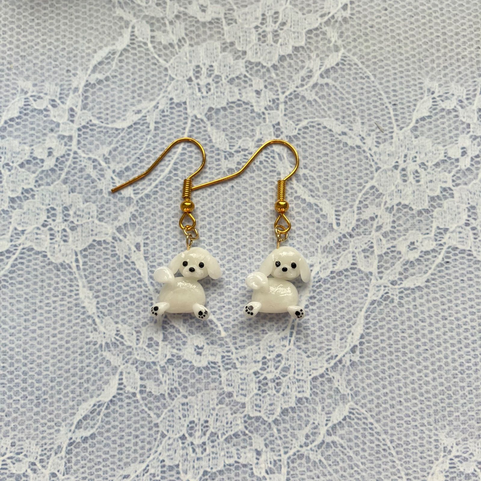 もっちゃん様orderはページ‼︎ハンドメイドピアス ふりむきペキニーズちゃん꒰ ՞•ﻌ•՞ ꒱ハンドメイドピアス - メルカリ