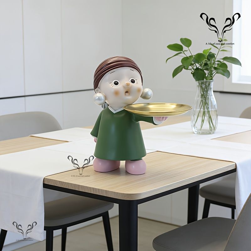 小物入れ 鍵置き 置物 インテリア オブジェ トレイを持っている女性