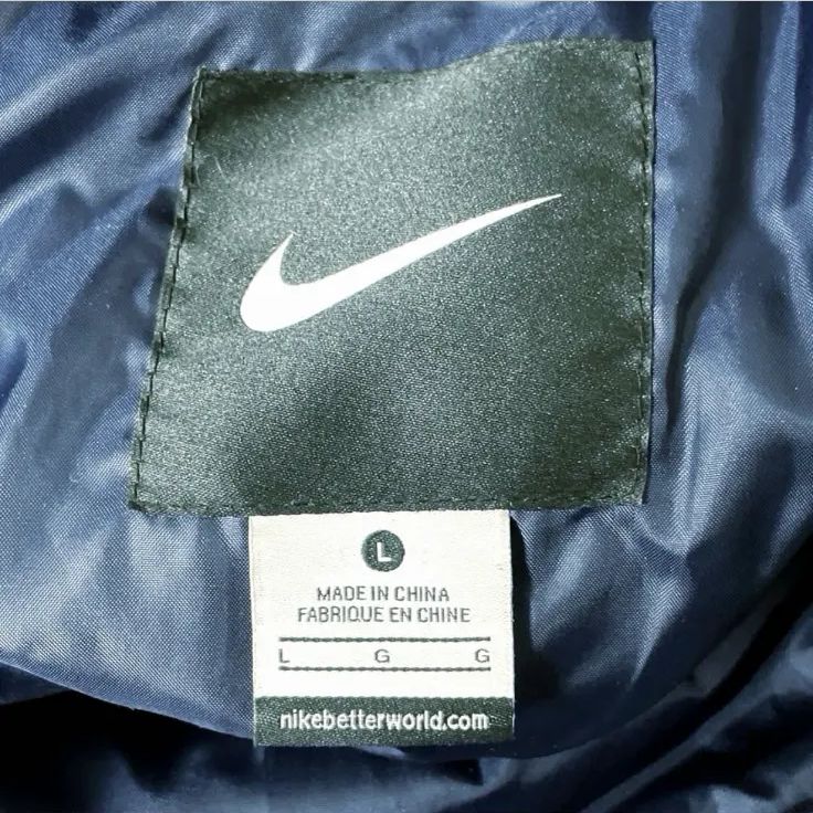 NIKE ナイキ マンチェスターユナイテッド 中綿 ベンチコート