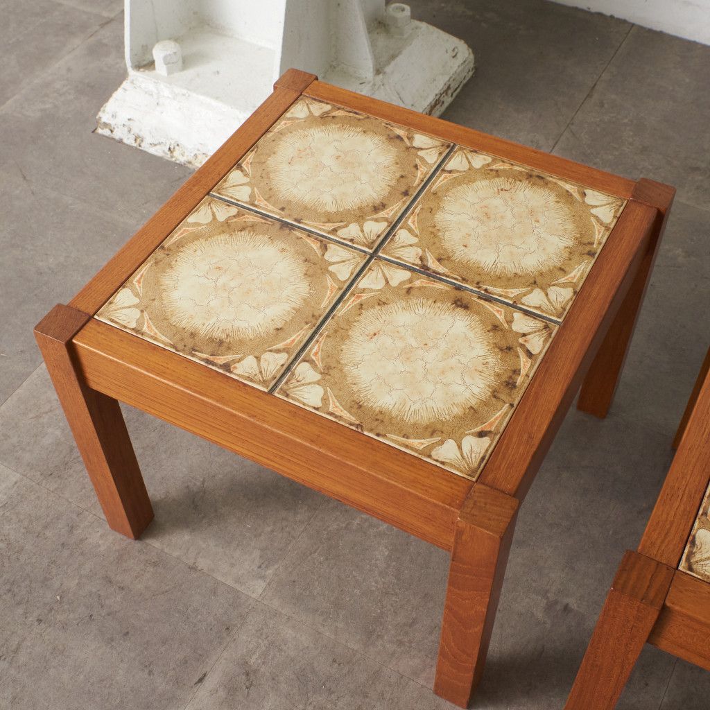 デンマーク ヴィンテージ タイルトップ ネストテーブル チーク 木製