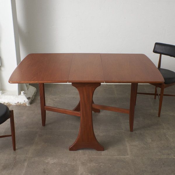 G-PLAN Fresco ダイニングテーブル 木製 チーク 英国 ヴィンテージ