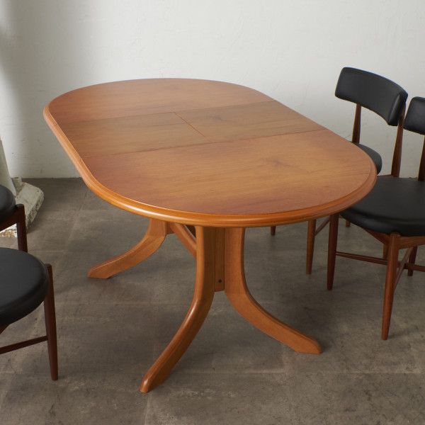 英国 ヴィンテージ オーバル ダイニングテーブル エクステンション