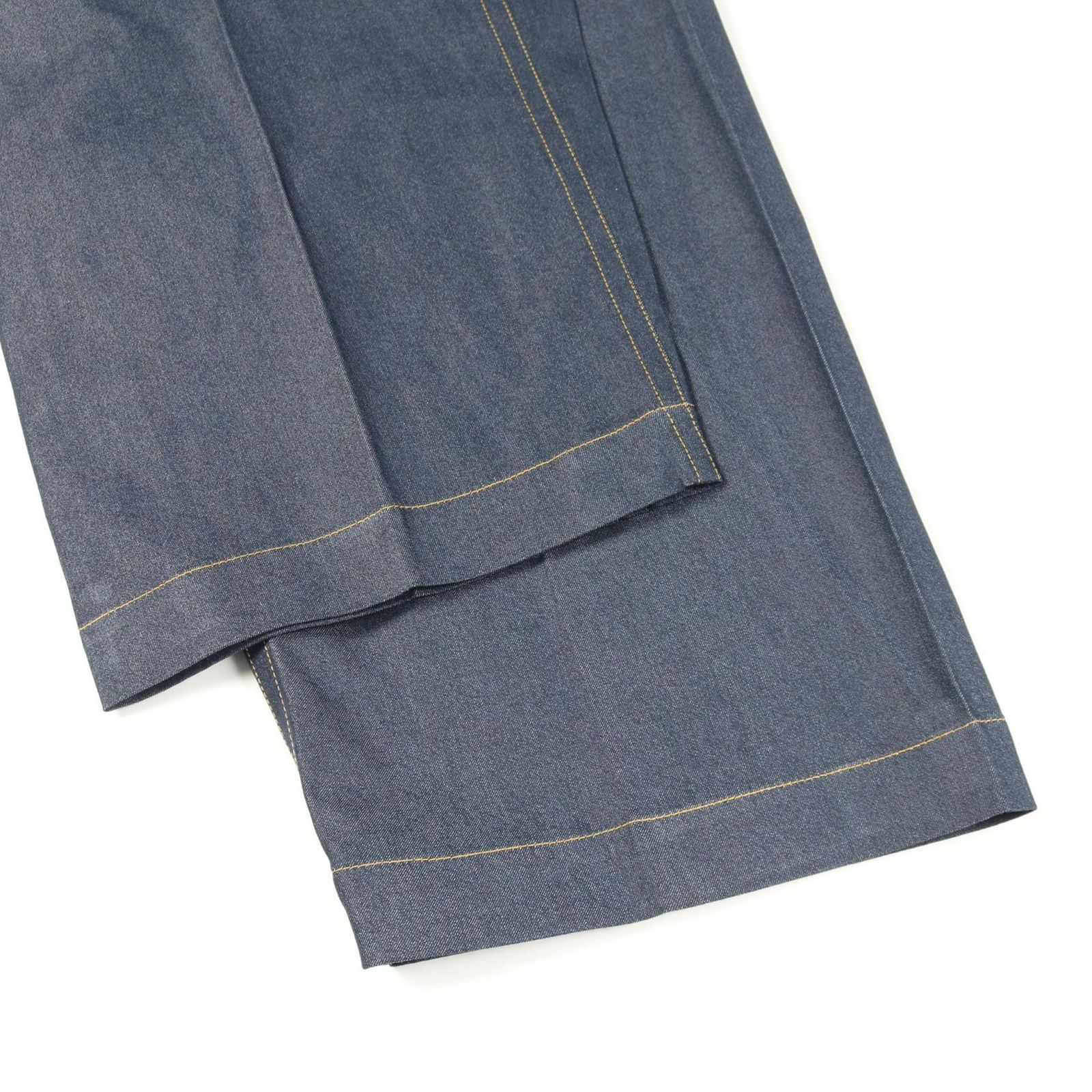 未使用極美品　ミーイッセイミヤケ　24AW フラットデニムパンツ　グレー ミー イッセイミヤケ me ISSEY MIYAKE デニムパンツ インディゴブルー