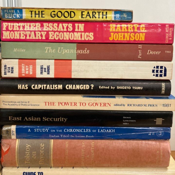 □01)【1点限り!】洋書 多ジャンル/まとめ売り約30冊大量セット/本