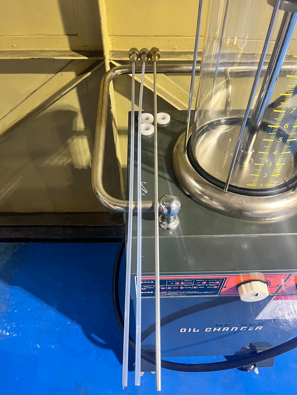  品 バンザイ製 オイルチェンジャー OC-80 A 黒色 その他 電動工具 エア工具