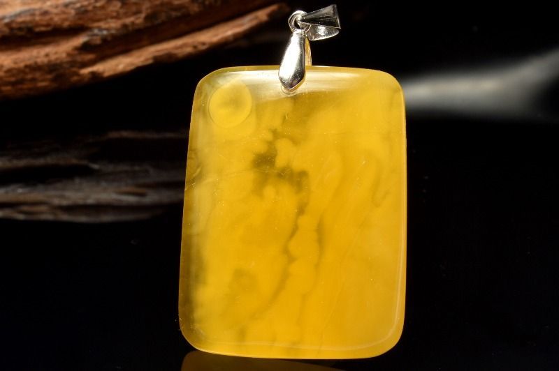 1点物】シルバー925◇高発色 ゴールデンアンバー琥珀 32x25mm