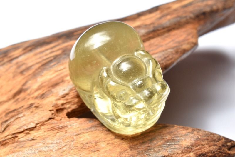 1点物】AAA激レア☆透明レモンカラー リビアングラス 21x16mm 貔貅