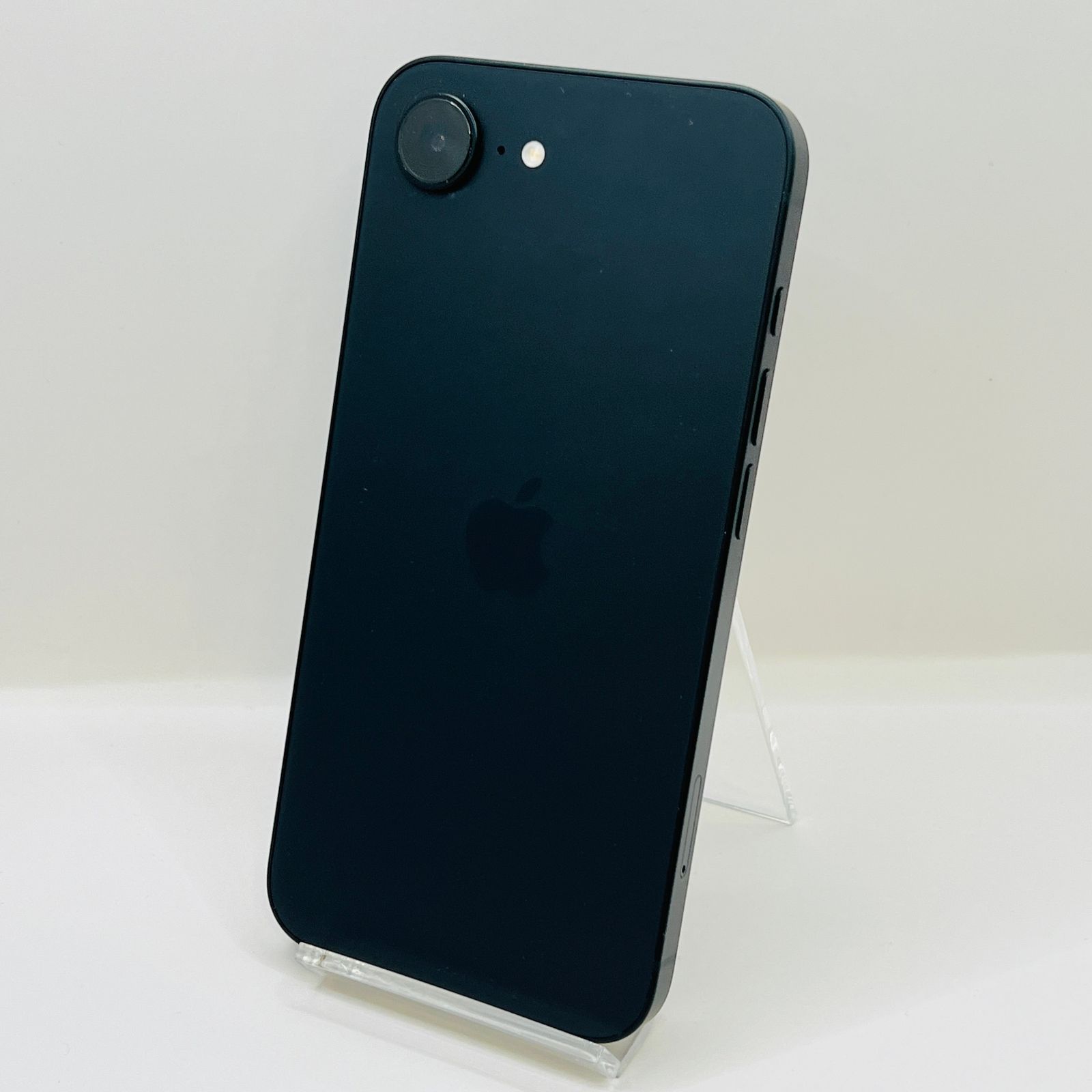 au iPhone16e 256GB MD1T4J/A ブラック SIMロック解除済み 利用制限〇