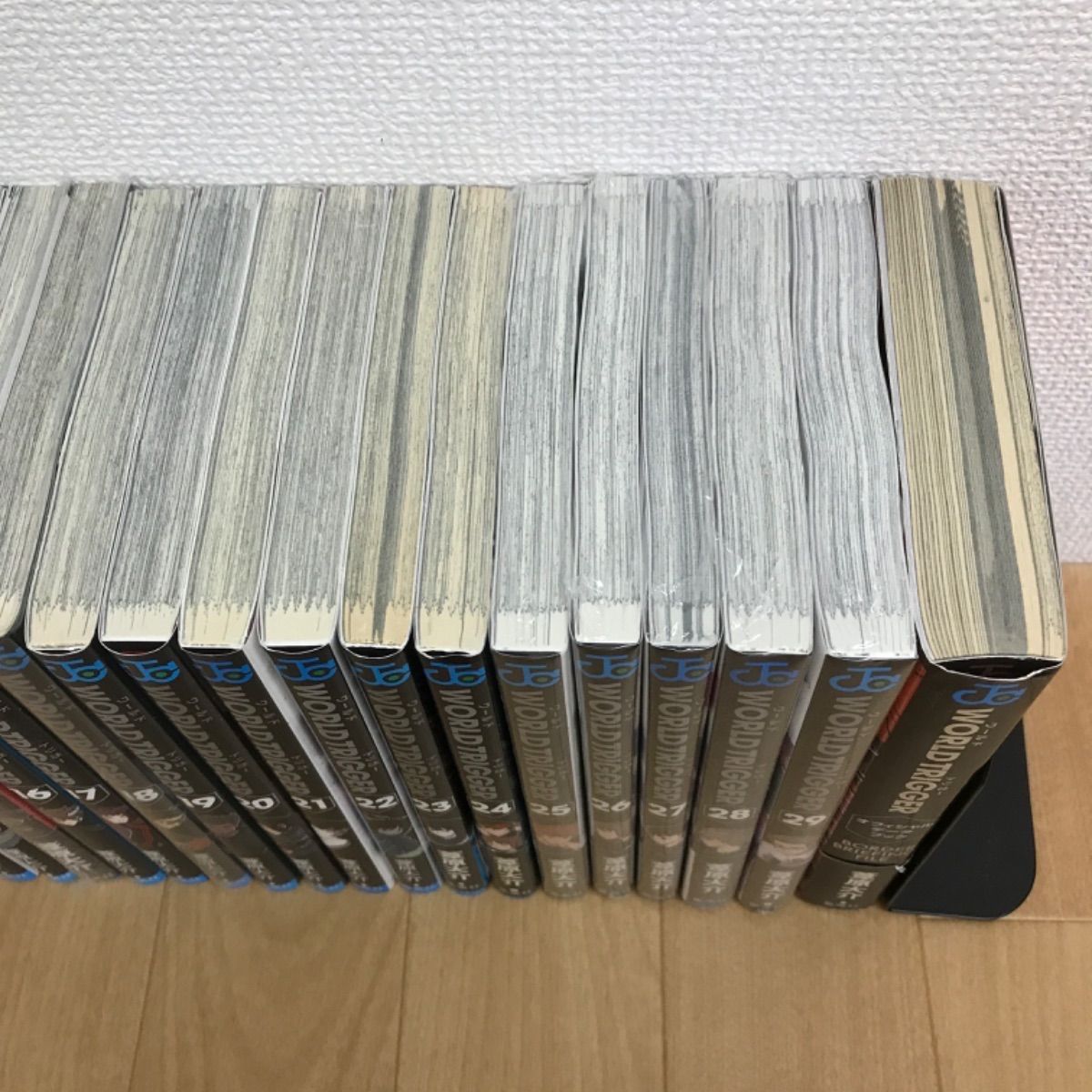 ☆①【未開封8冊】ワールドトリガー 1～29巻 コミック全巻＋
