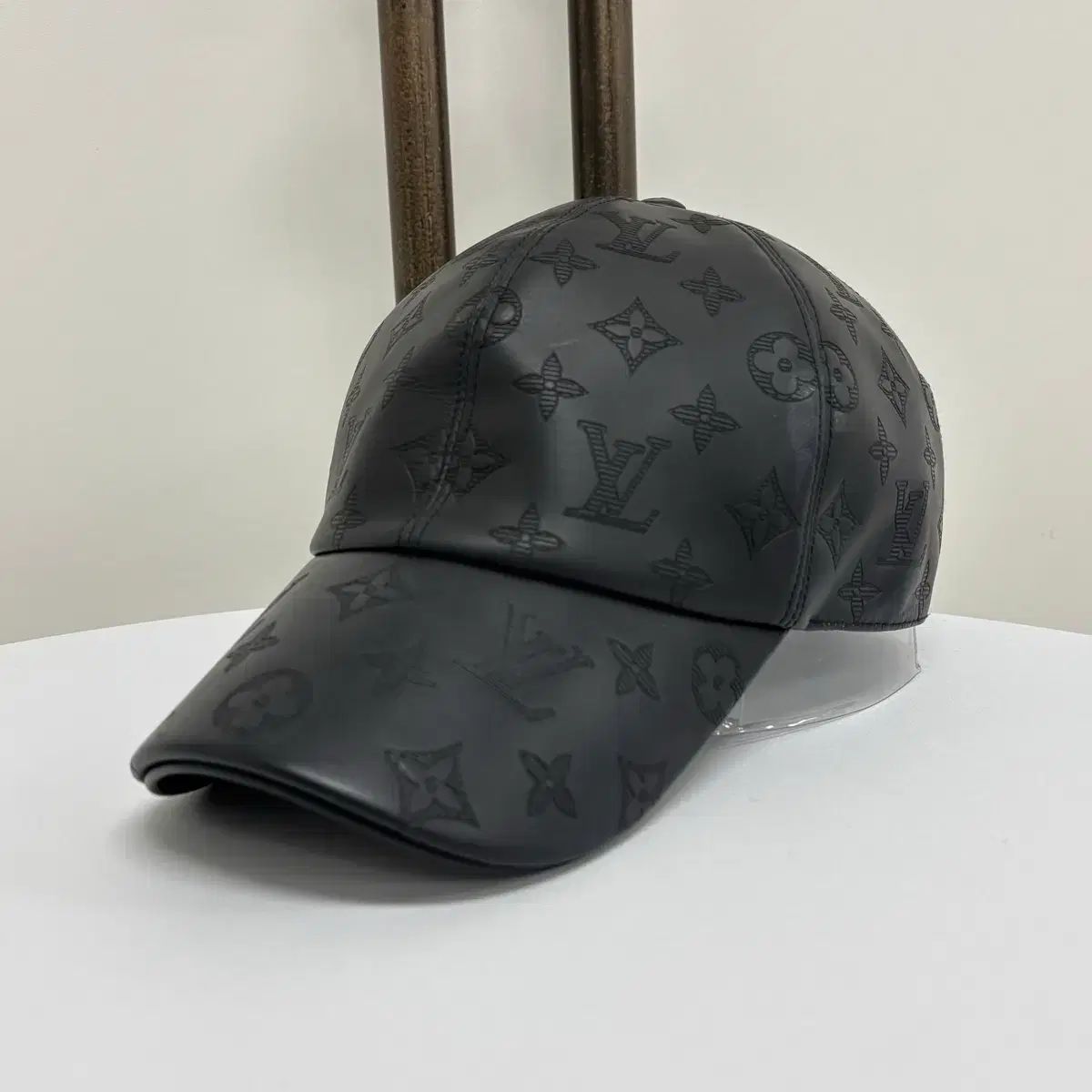 62 ルイヴィトン LV シャドウ ベースボールキャップ - メルカリ