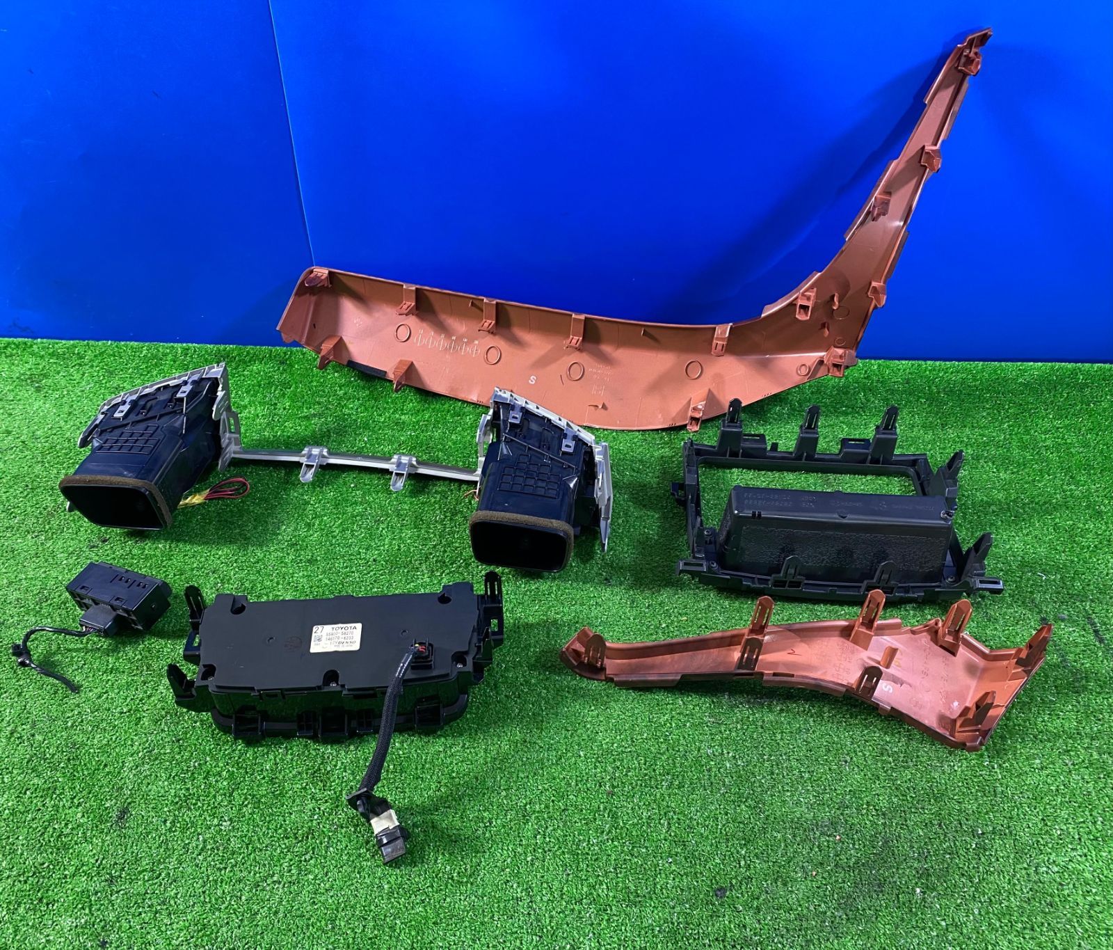 ZT-6942] 純正トヨタ アルファード ANH20 H20年 ウッドダッシュパネル