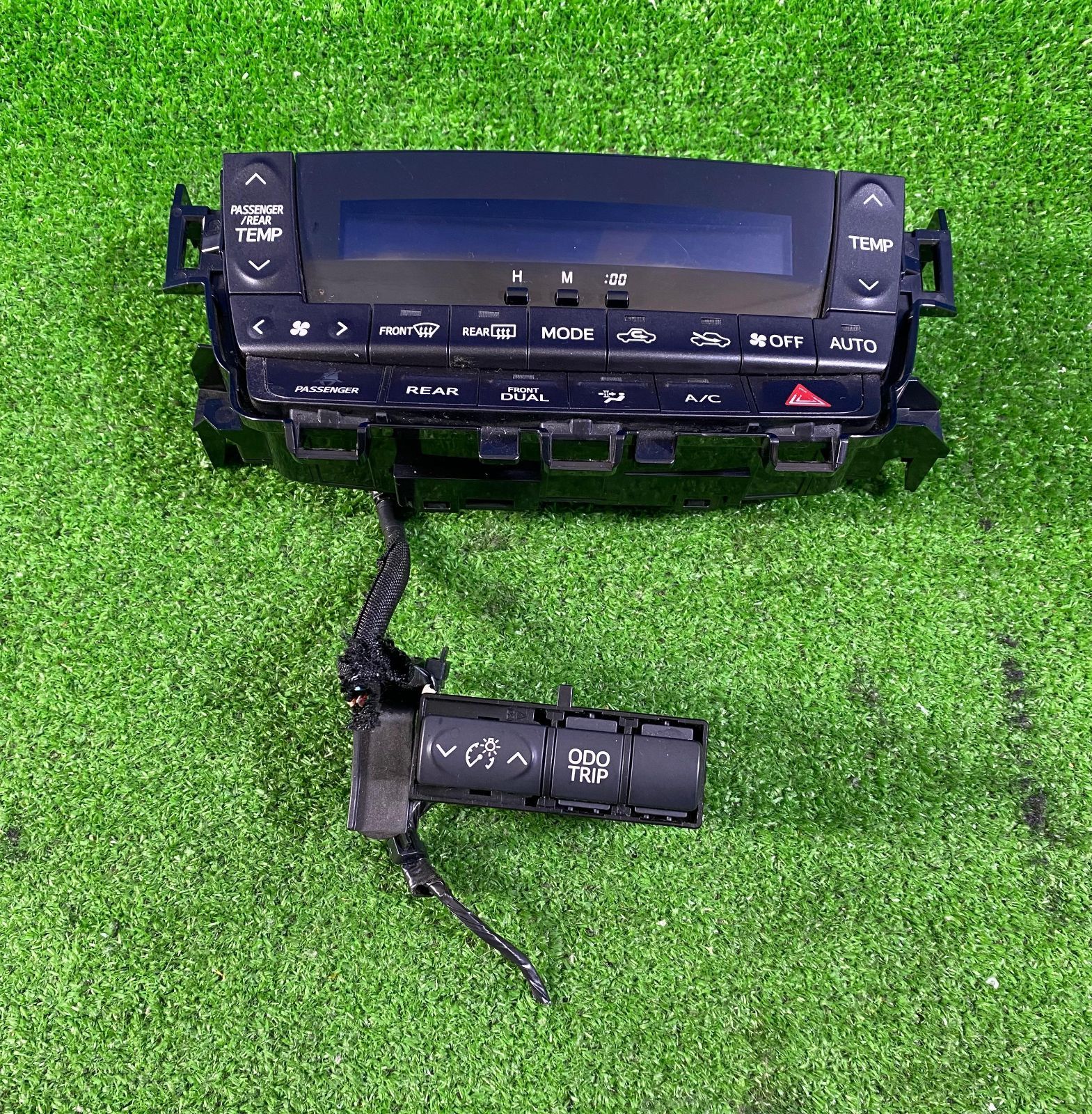 ZT-6942] 純正トヨタ アルファード ANH20 H20年 ウッドダッシュパネル