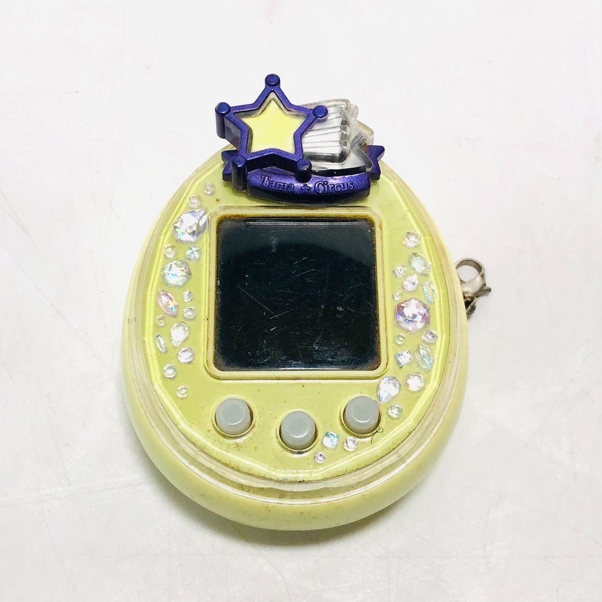 品 たまごっちピース イエロー BANDAI バンダイ たまデコピアス たまサーカス付 Tamagotchi P s 2012年発売