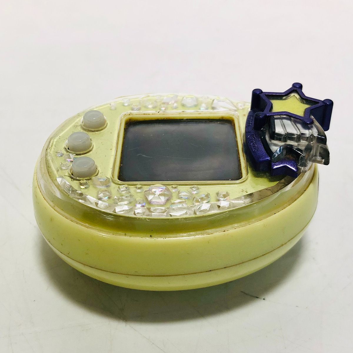 ✨希少品✨たまごっちピース イエロー BANDAI バンダイ たまデコピアス