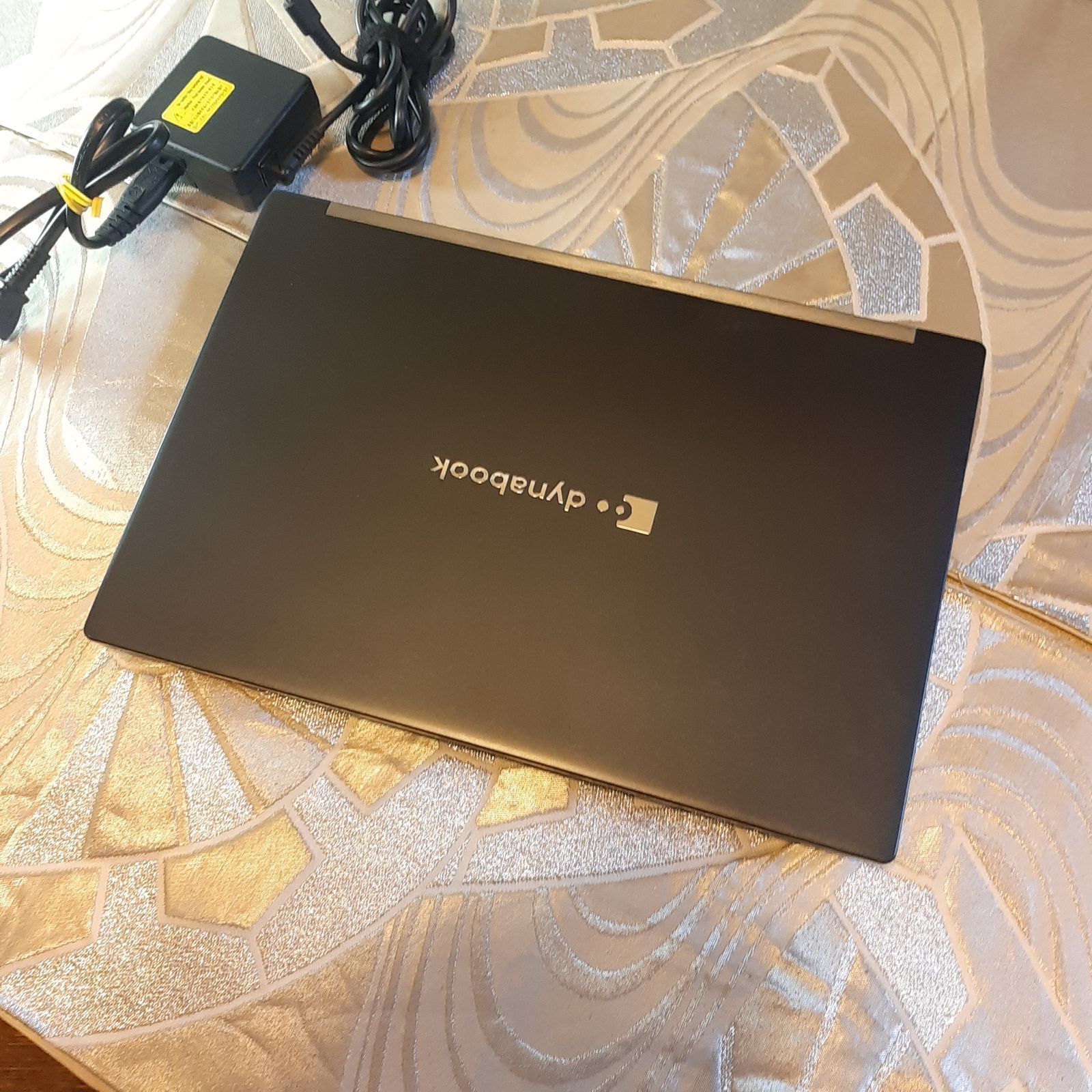 13インチ CKE01 13インチ G83HS 11世代 i5 256G 1920x1080 東芝 G83HS
