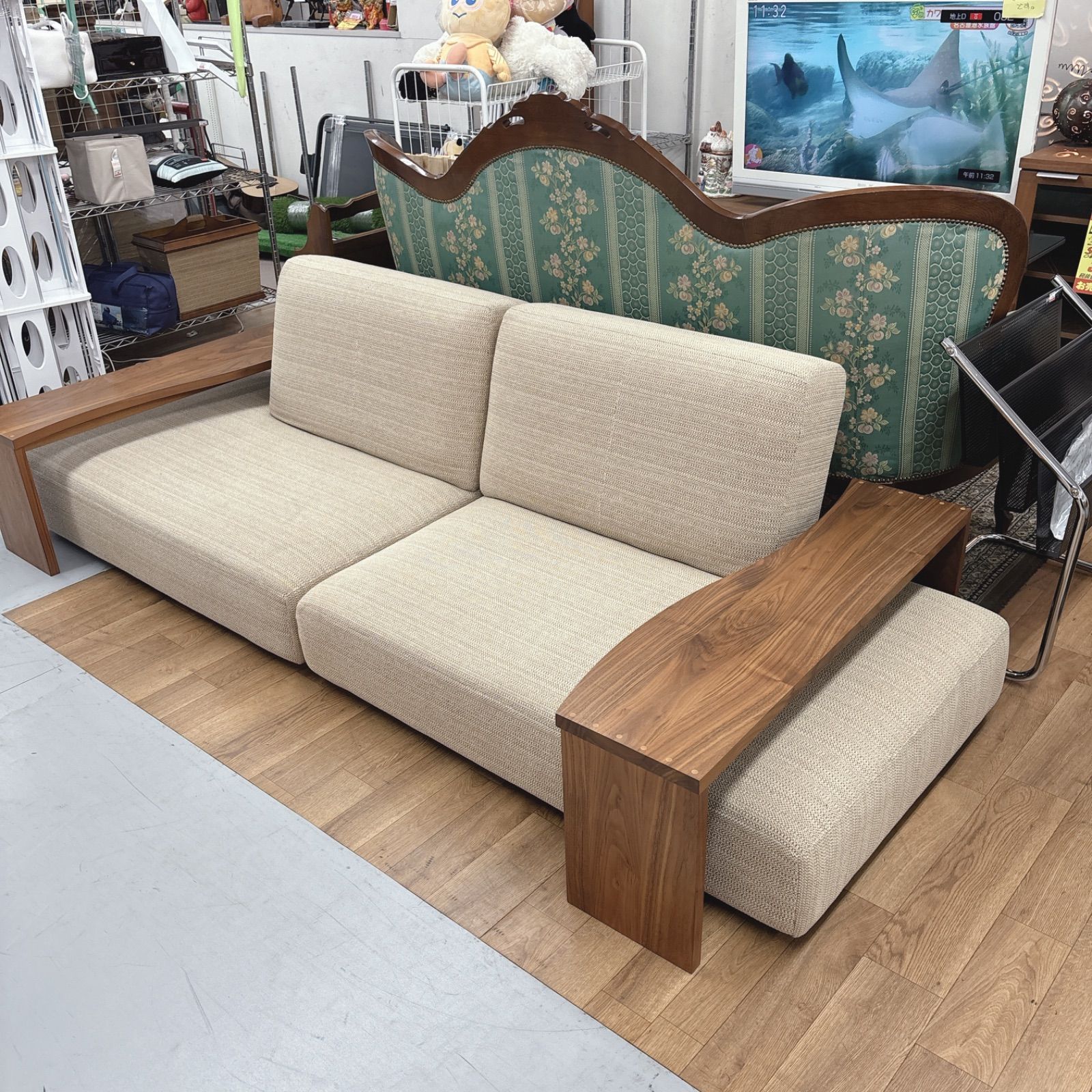 I329 ? 名古屋市近郊送料設置無料 最 LEGNATEC 2Pワイドローソファ クリーニング済