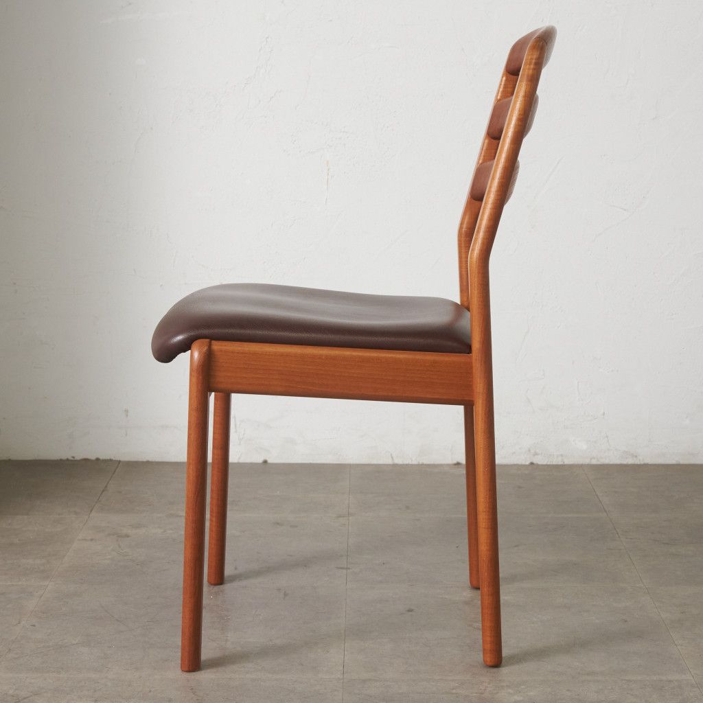 デンマーク dyrlund チーク無垢材チェア③ 北欧ヴィンテージ家具 デンマーク Dyrlund チーク 無垢材 ダイニングチェア ヴィンテージ