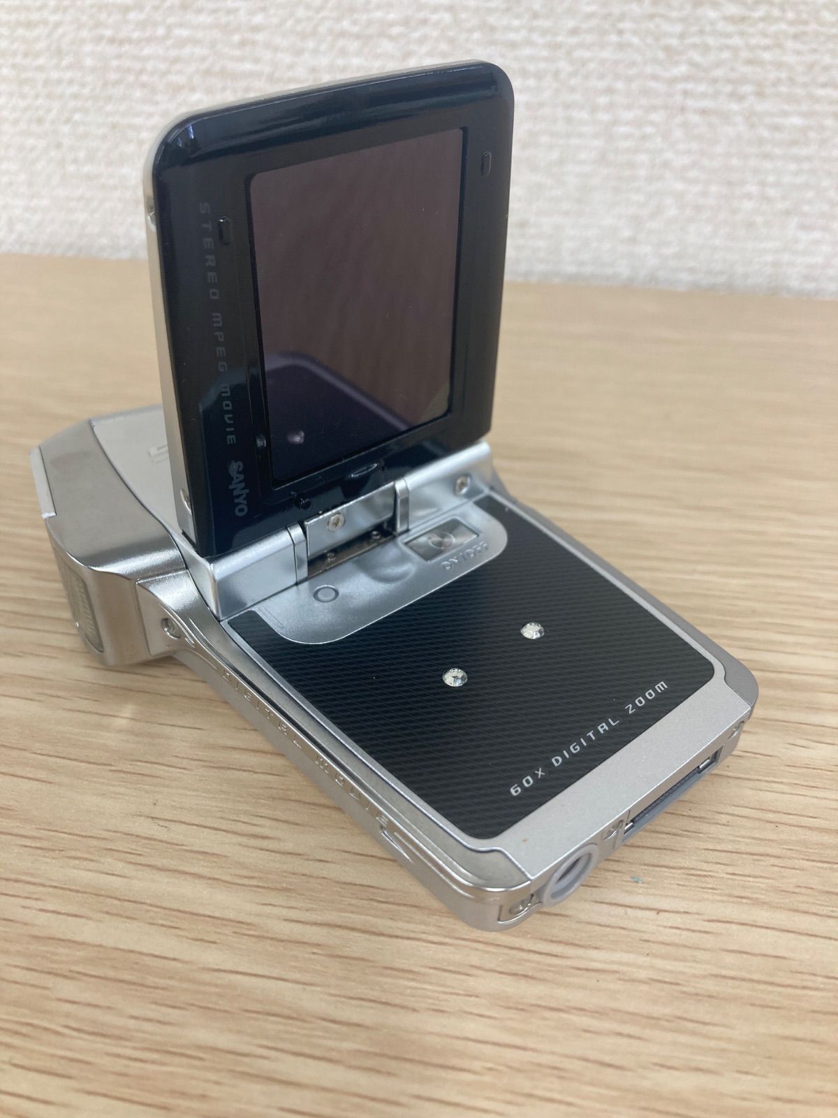 ○1【動作未確認】SANYO Xacti DMX-C5型 ビデオカメラ【カメラ】【1