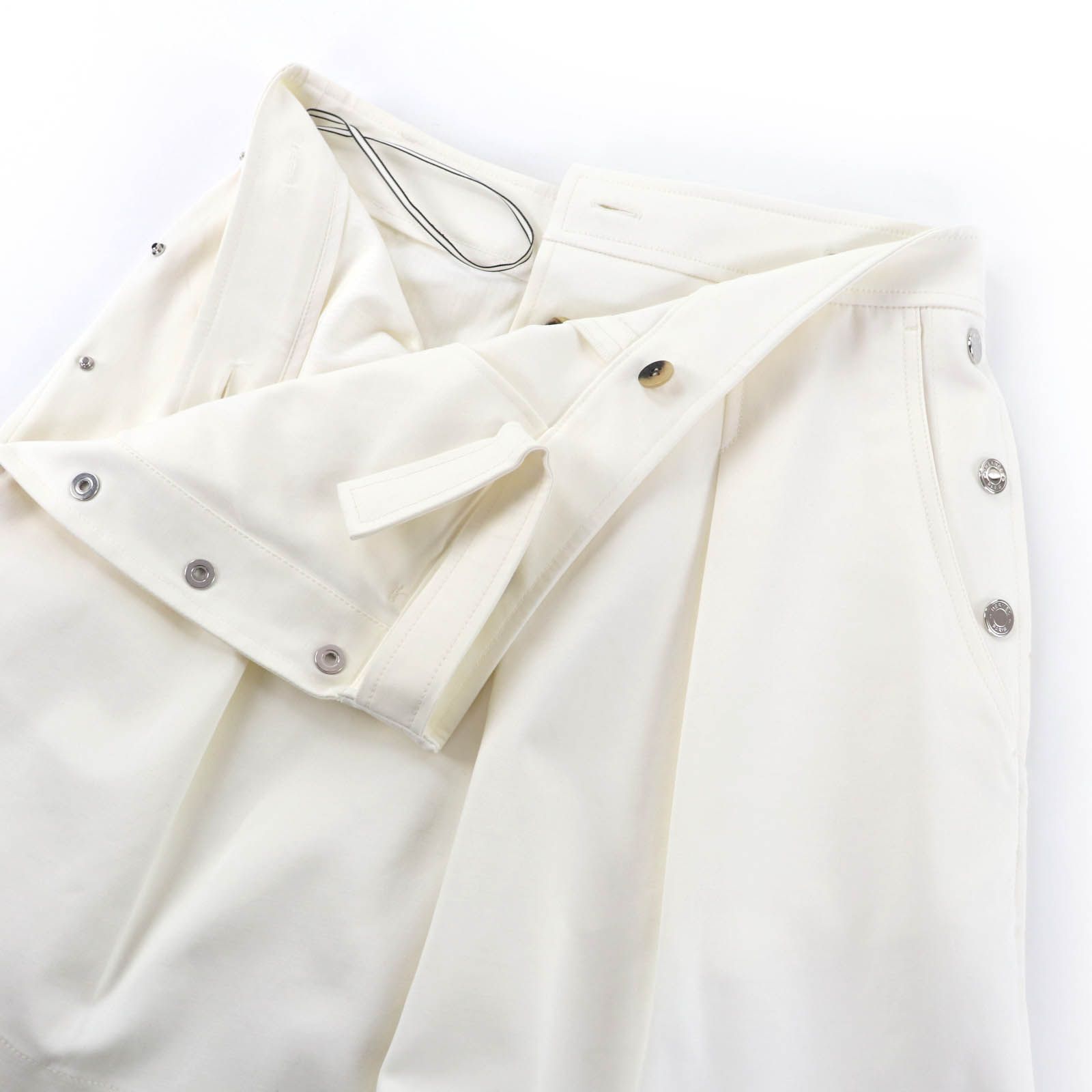 極美品☆HERMES エルメス 21SS コットン シルバー金具 セリエボタン