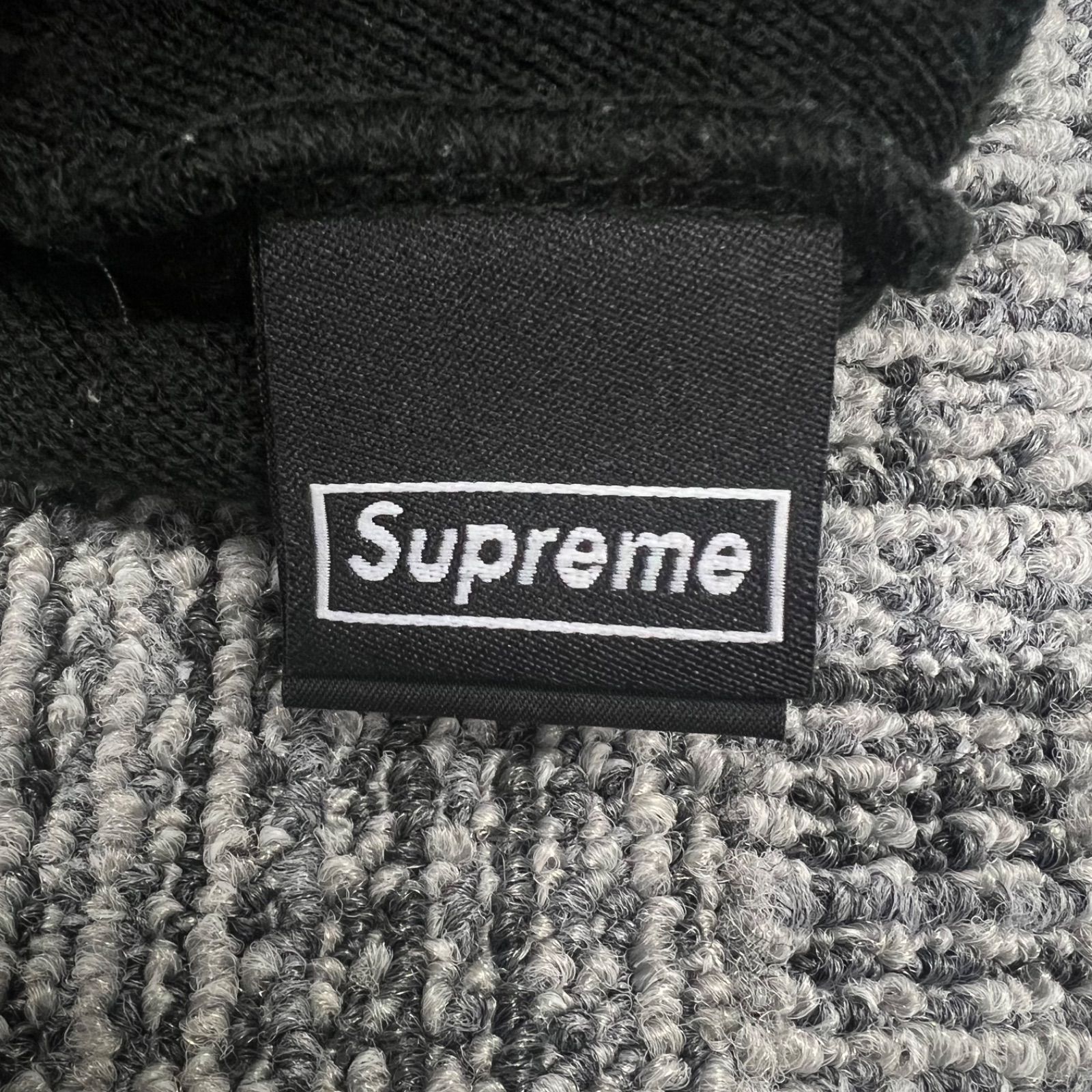 Supreme × New Era スパンコール ビーニー ブラック　黒　正規品 Supreme 20AW New Era® Sequin Beanie ニューエラ シークインビーニー