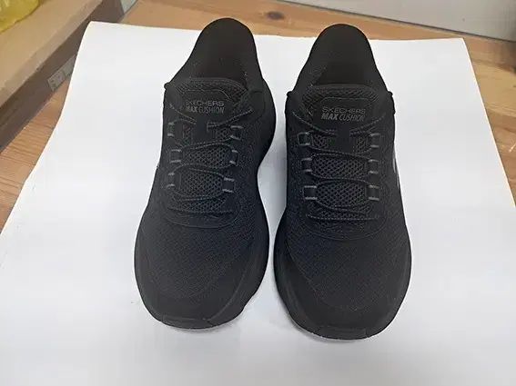 スケッチャーズ マックス