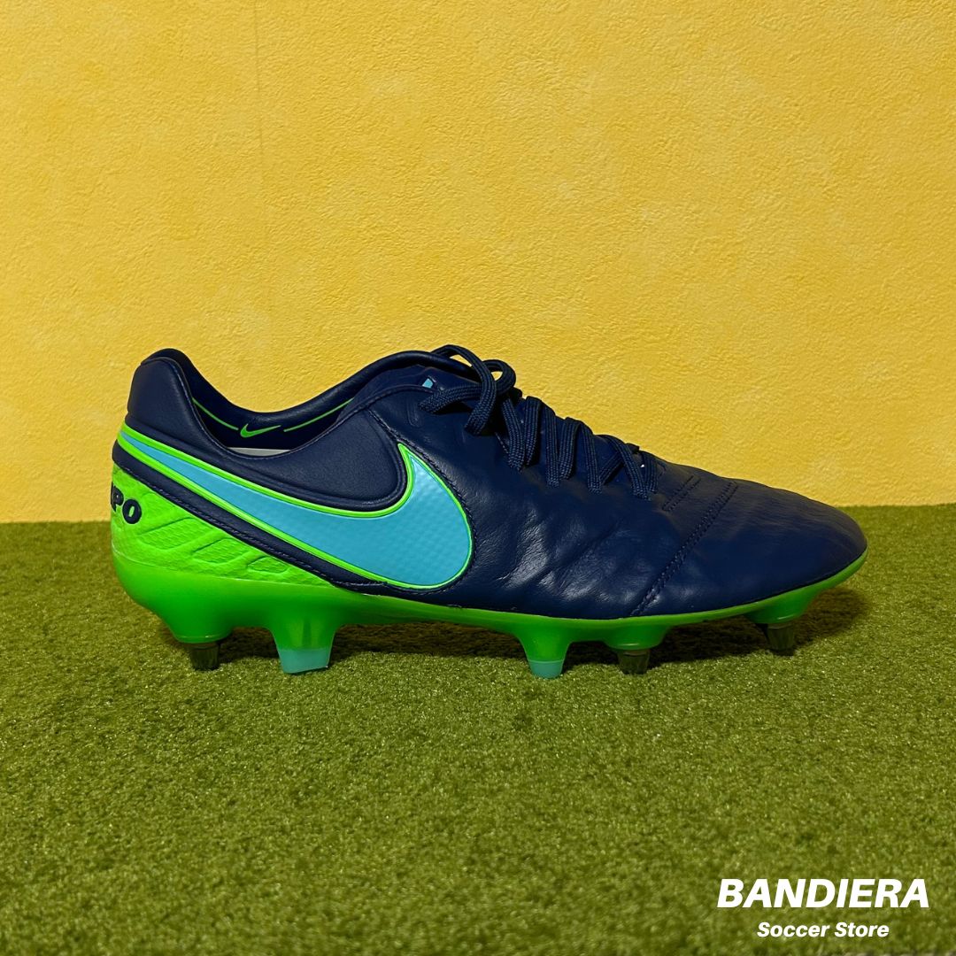 新品・未使用】NIKE ナイキ サッカースパイク ティエンポ レジェンド
