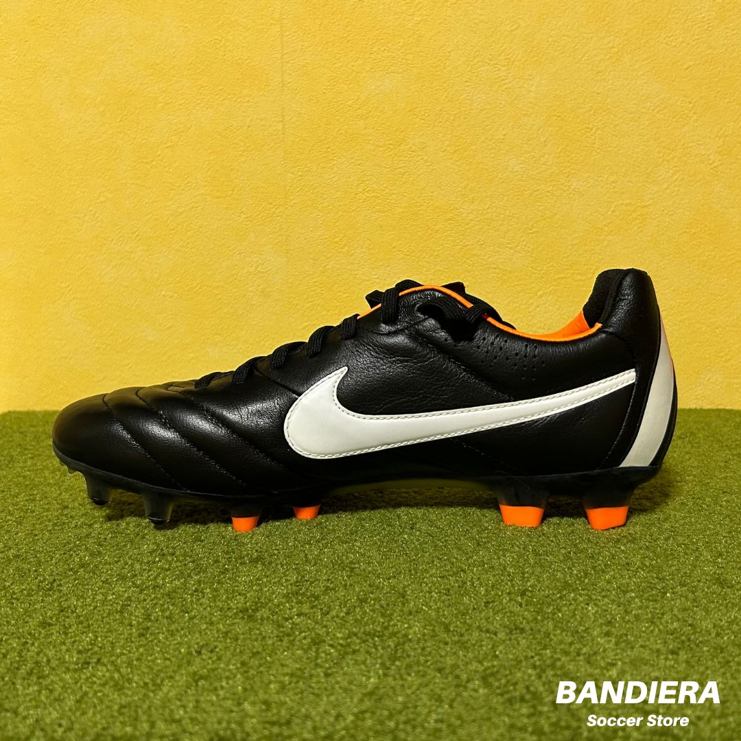 新品・未使用】NIKE ナイキ サッカースパイク ティエンポ レジェンド