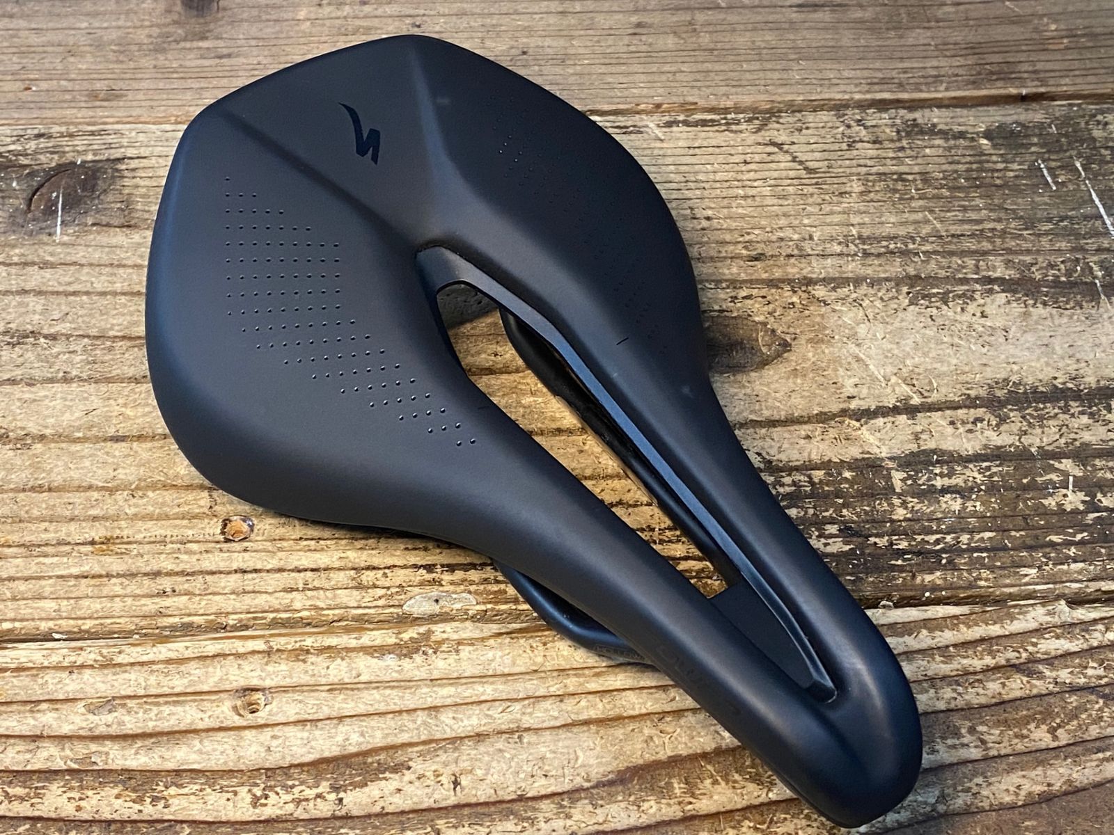 JW240 スペシャライズド SPECIALIZED POWER EXPERT サドル 黒 Hollow